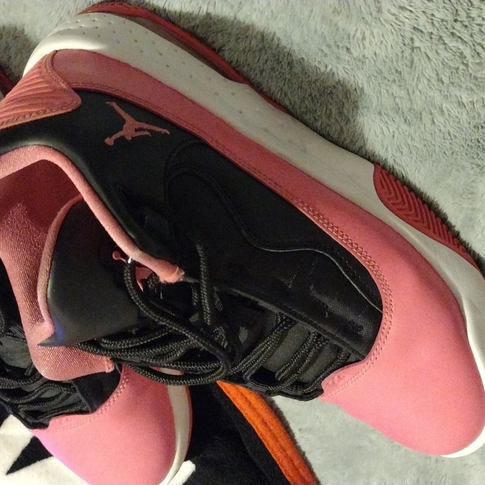 Jordan Max aura 2